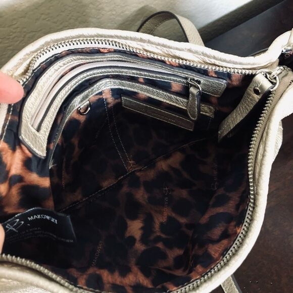 B.Makowsky Soft Leather Metallic Gold Shimmer Shoulder Bag Purse - Picture 4 of 7